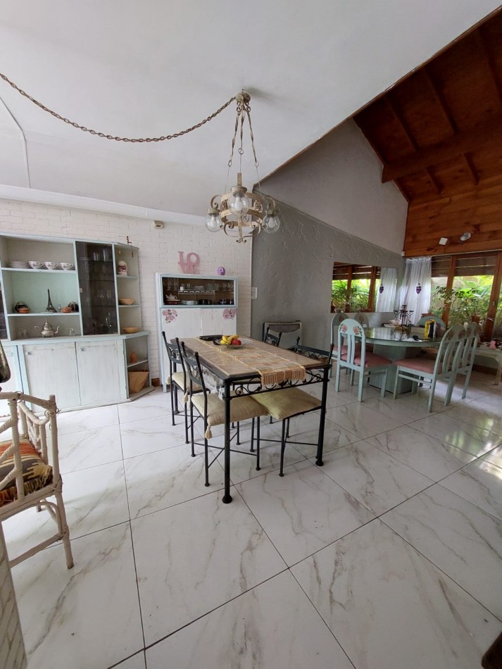 Chalet 7 Ambientes + depto 40m2 Punta Mogotes