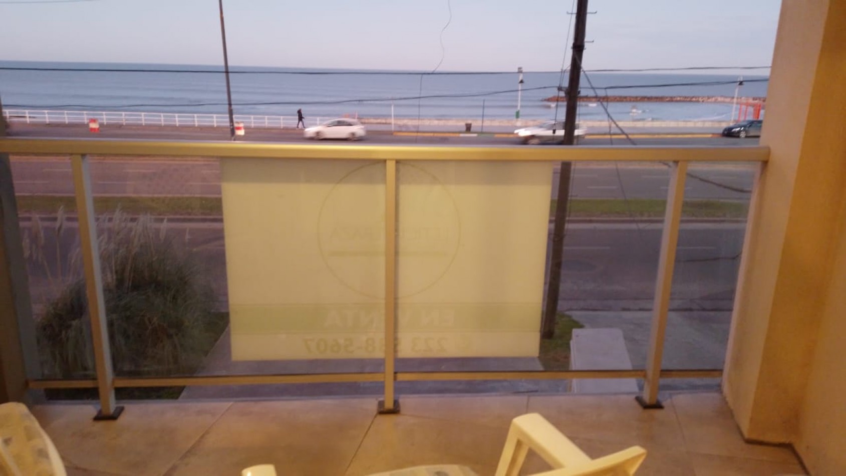 Departamento 2 ambientes frente al mar