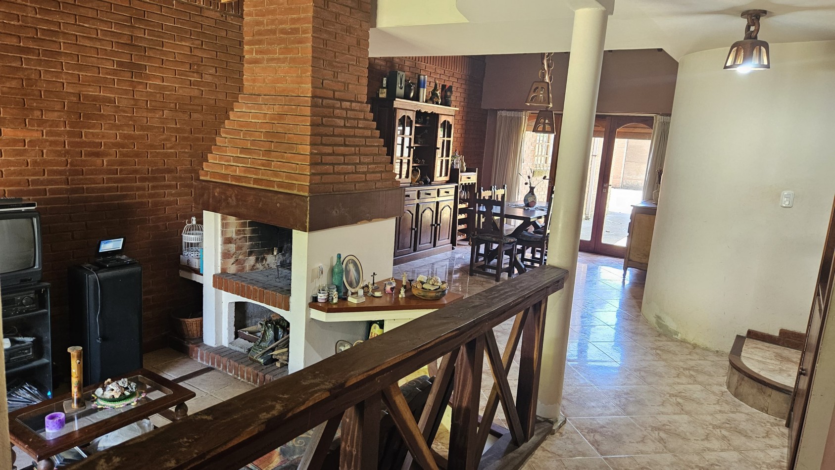 Chalet 3 ambientes - Lorenzini y Valencia