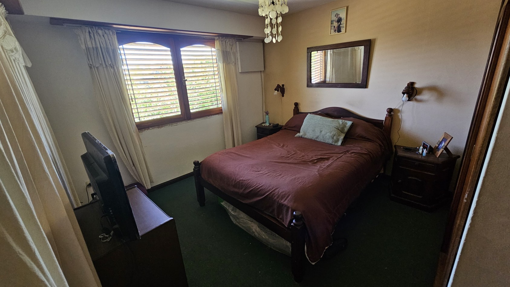 Chalet 3 ambientes - Lorenzini y Valencia
