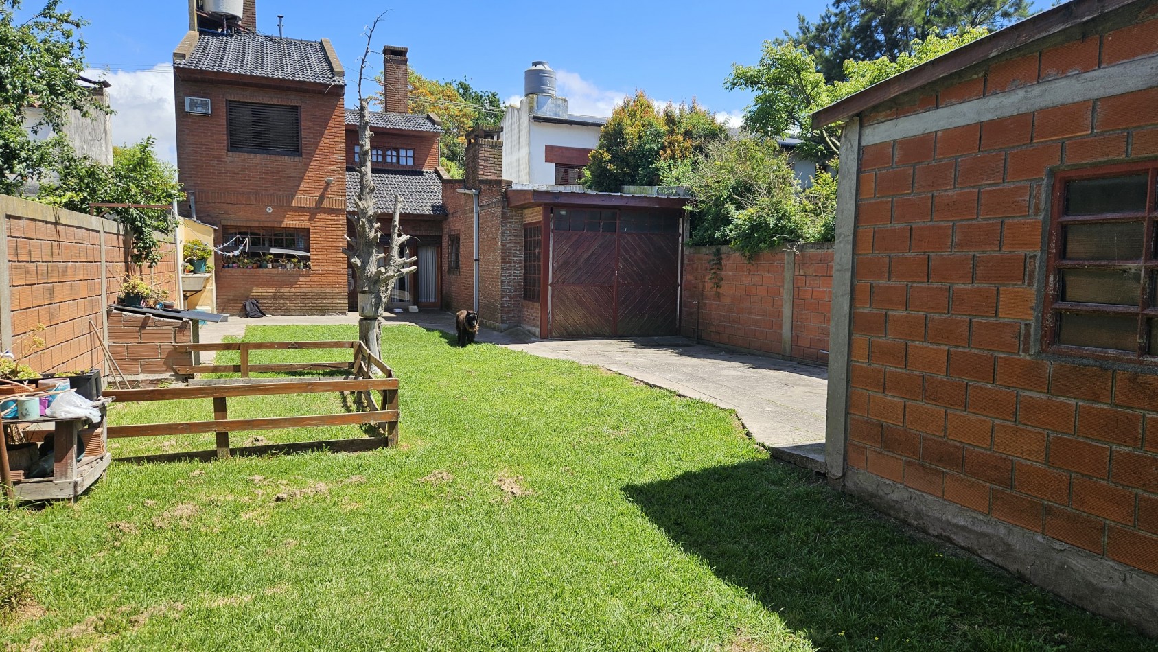 Chalet 3 ambientes - Lorenzini y Valencia