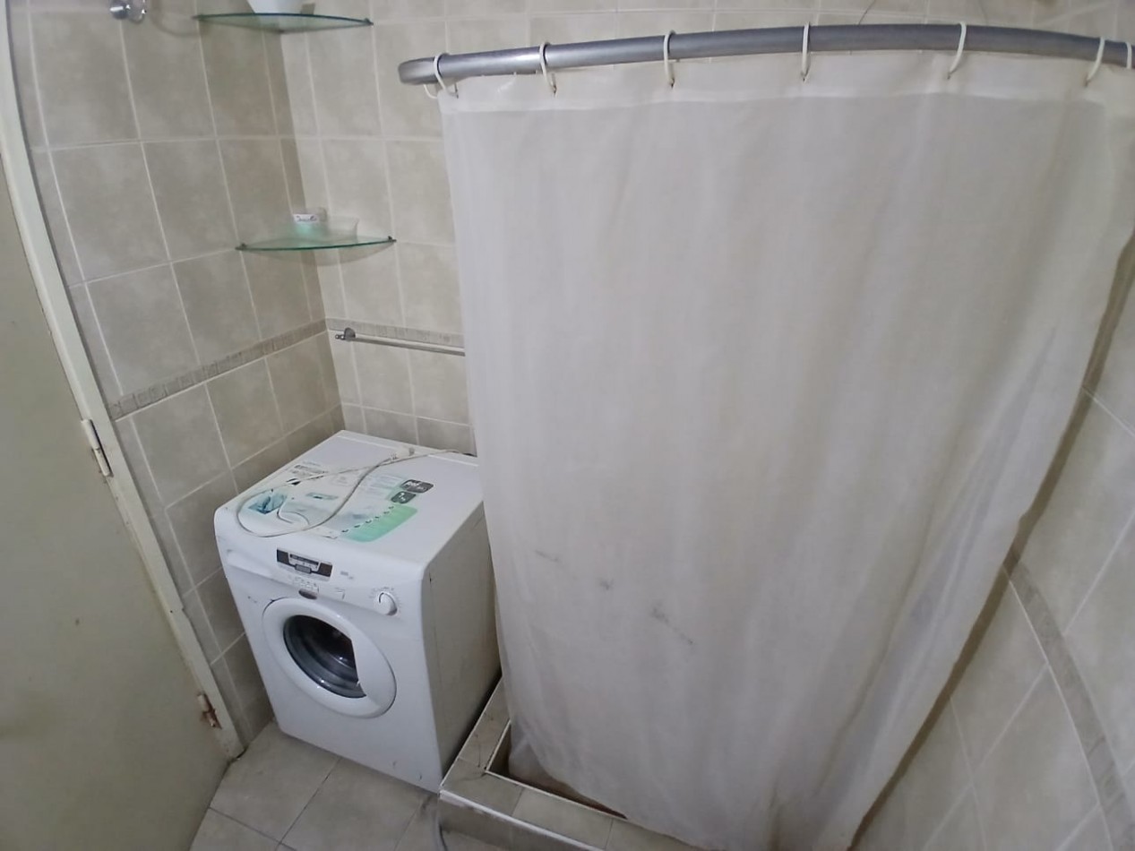 Departamento 2 amb a la calle, Av. Colon y Corrientes. Retasado!