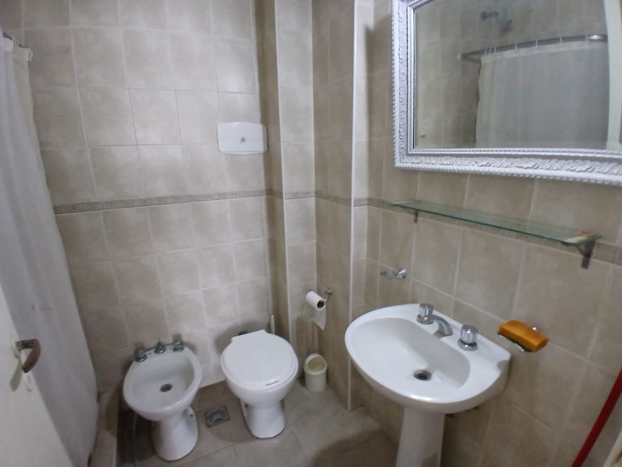 Departamento 2 amb a la calle, Av. Colon y Corrientes. Retasado!