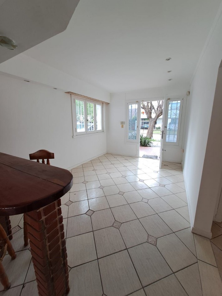 Chalet 4 ambientes en ph