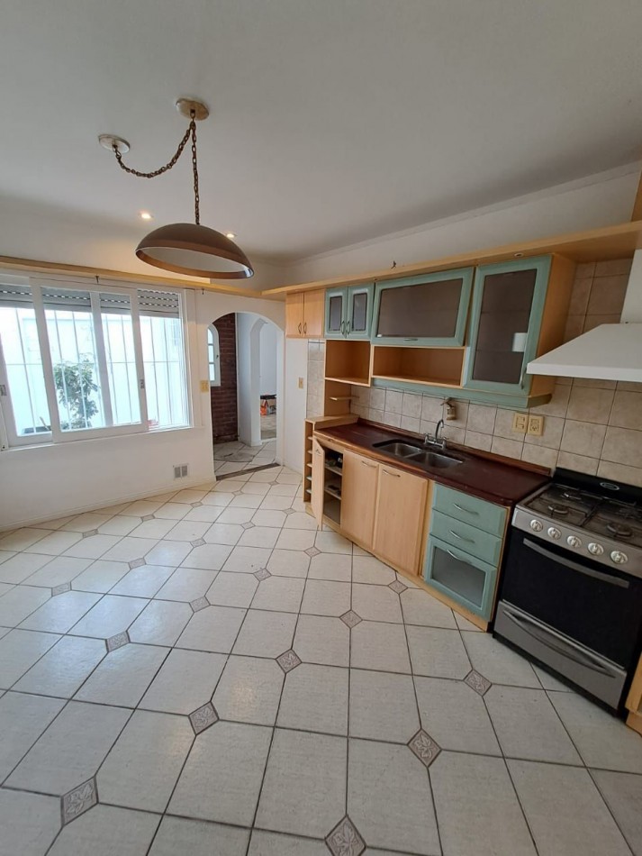 Chalet 4 ambientes en ph