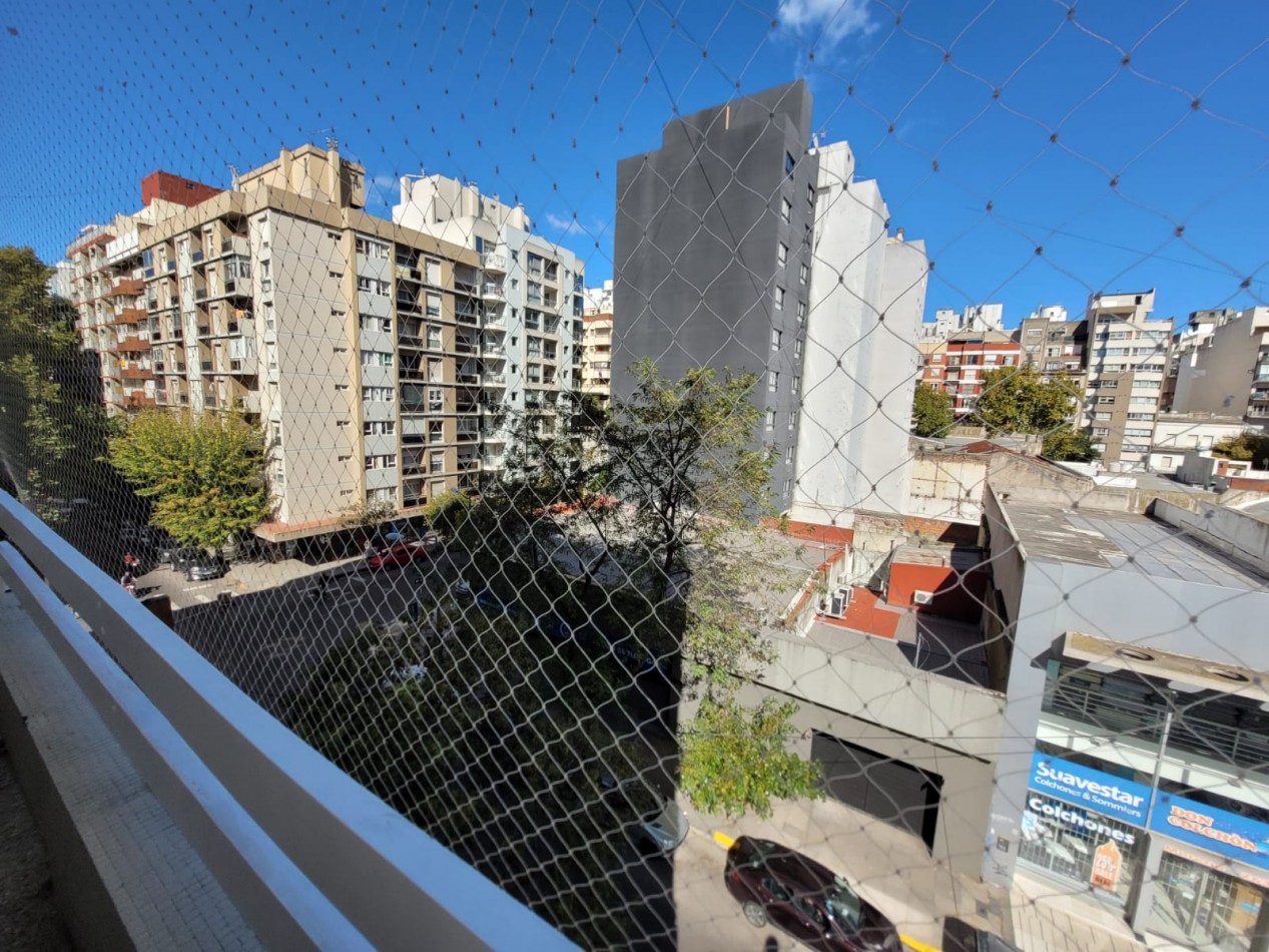 Piso 3 ambientes, Moreno entre Cordoba y San Luis
