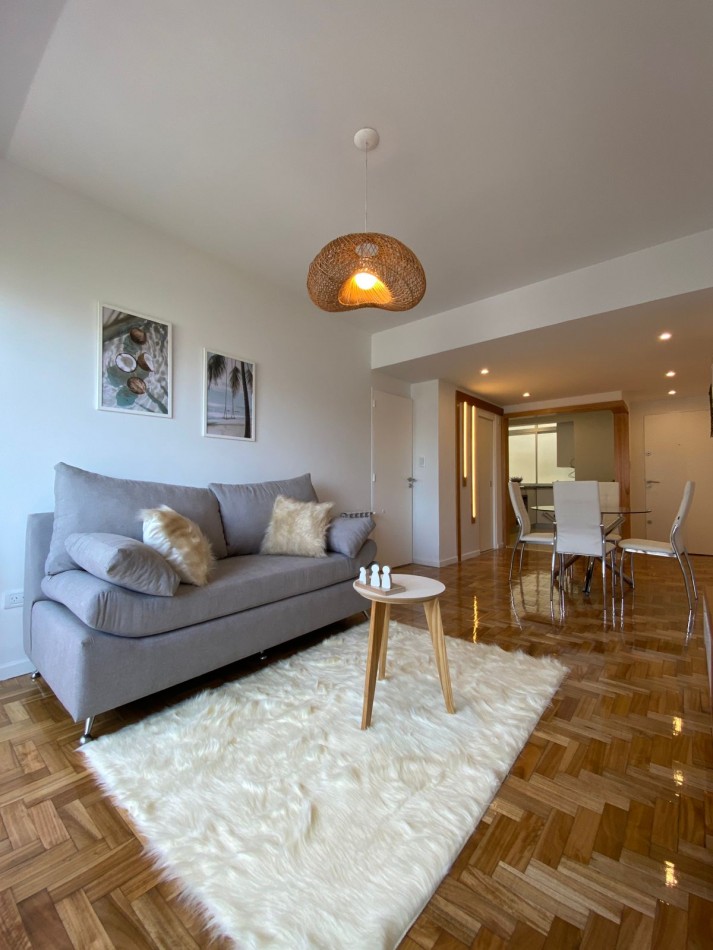 Departamento de 3 ambientes Reciclado, Av. Colon y Irigoyen