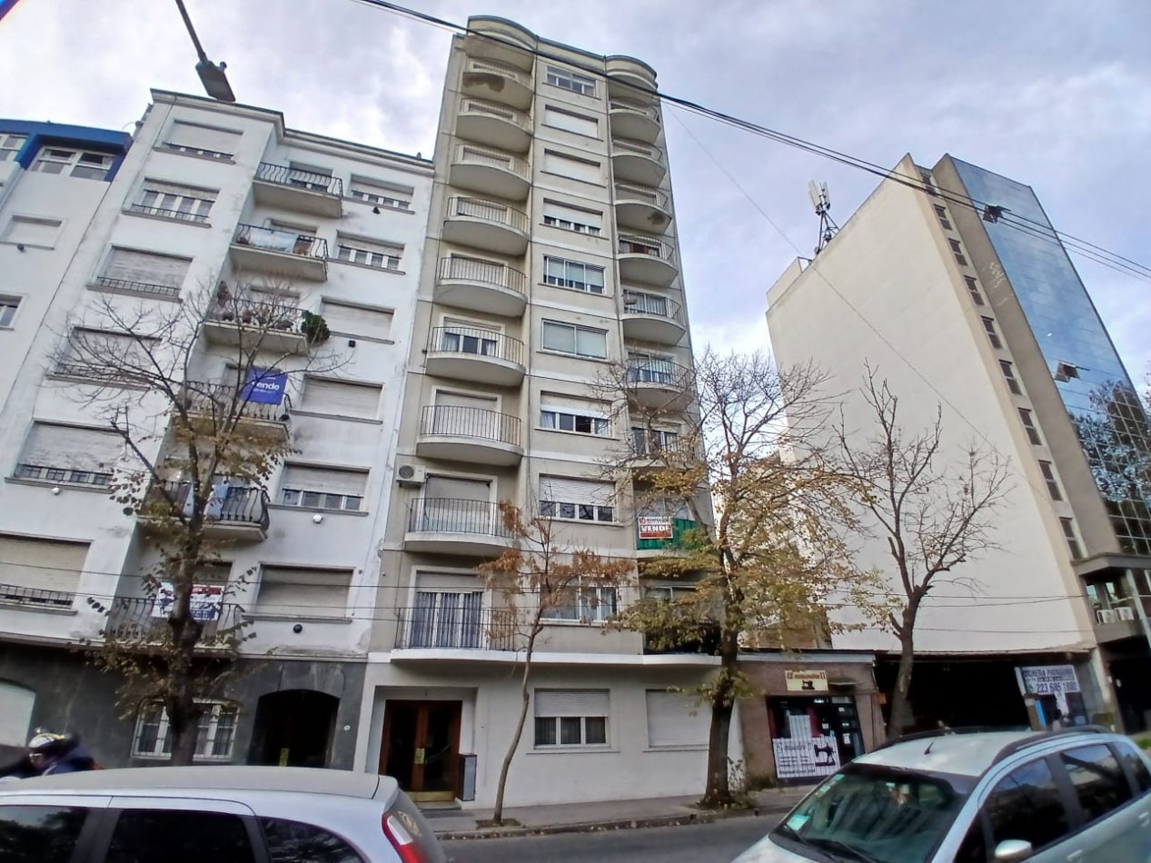 Departamento 3 ambientes, Sobre Diagonal Pueyrredon, Invertido! Estado Original.