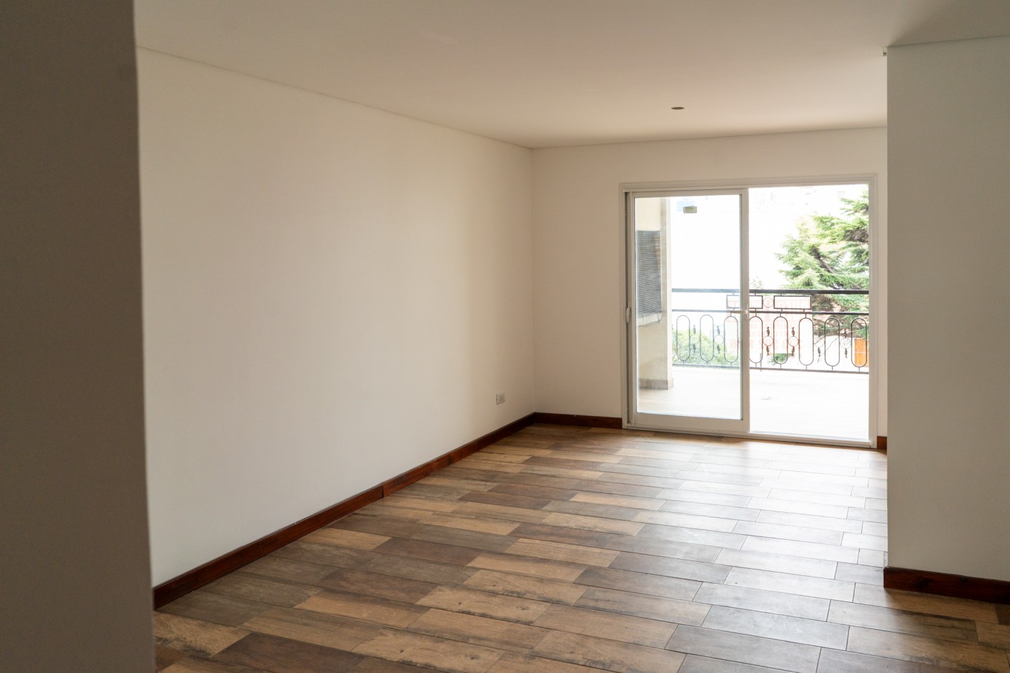 Semipiso a estrenar 2 ambientes con cochera