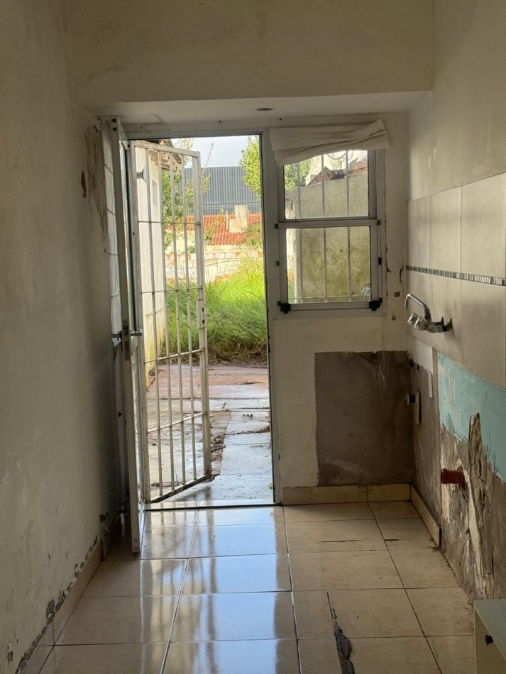Venta, Casa en block con ph tres ambientes, Valentini y Hernandarias