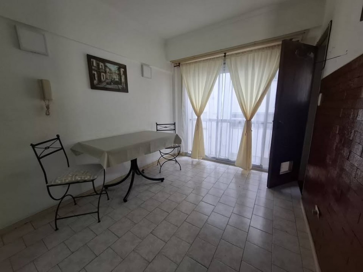 Venta, Departamento de 1 ambiente y medio Entre Rios y Colon