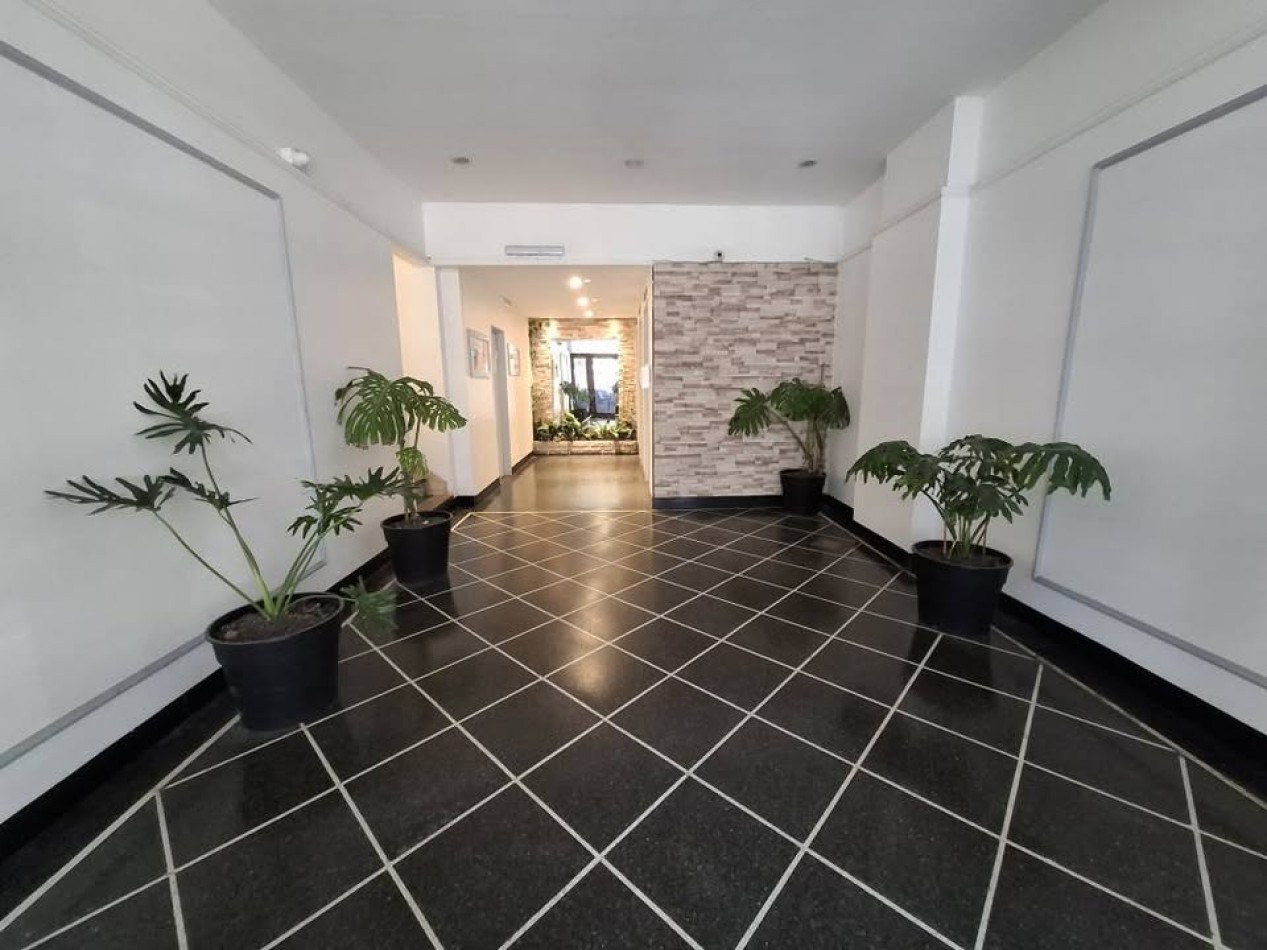 Venta, Departamento de 1 ambiente y medio Entre Rios y Colon