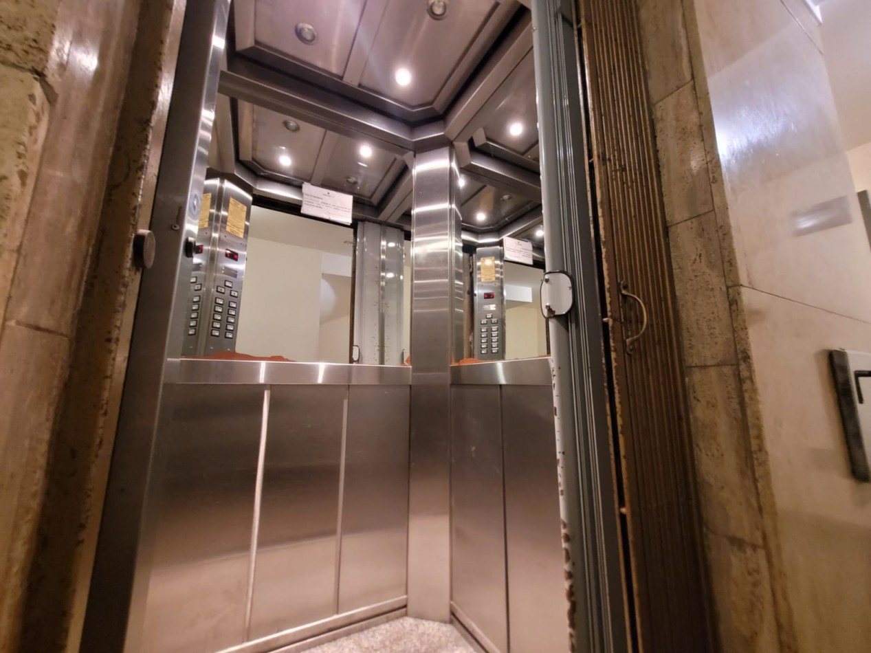 VENTA DEPARTAMENTO DE 2 AMBIENTES COLON Y CATAMARCA