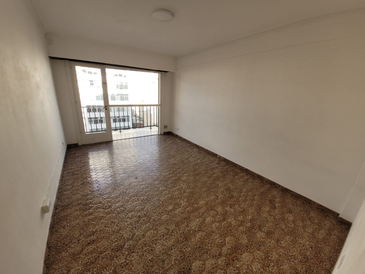 VENTA DEPARTAMENTO DE 2 AMBIENTES COLON Y CATAMARCA