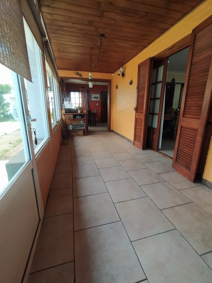 Chalet 4 ambientes de categoria