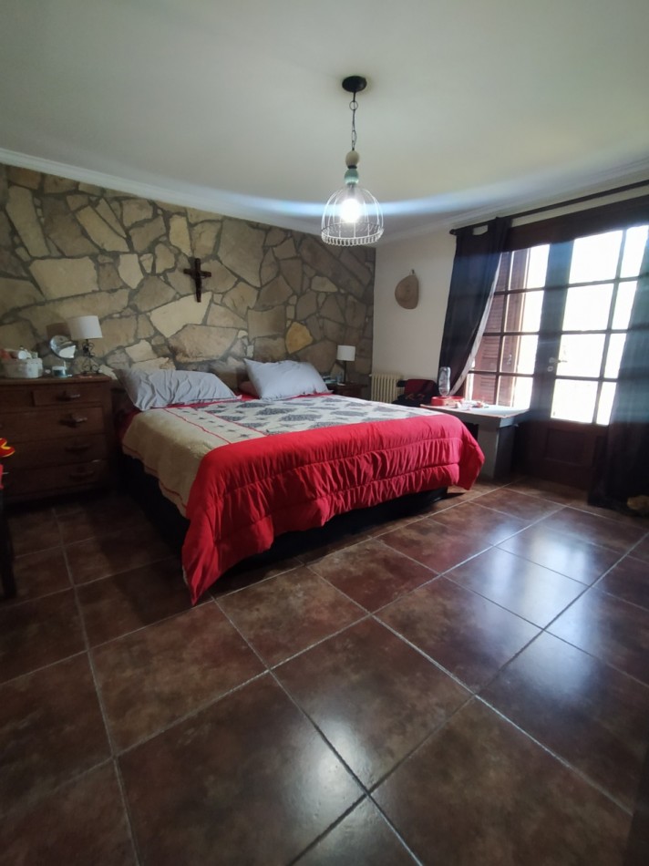 Chalet 4 ambientes de categoria