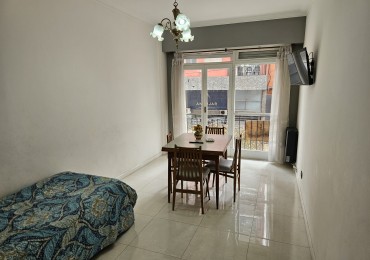 Venta | Dos ambientes c/ dep. al frente. Plaza Colon